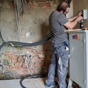 Sakristei, wo alle Leitungen zusammenkommen