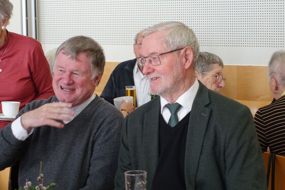  So. 19. März - Bischofsbesuch in Linz-Hl. Familie                              