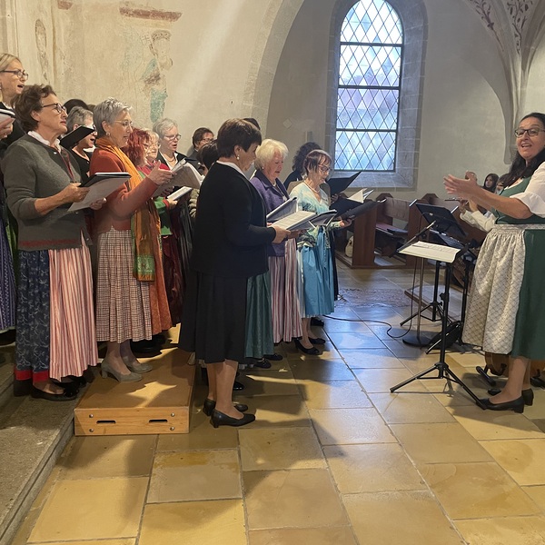 Chor der Bäuerinnen Linz-Land