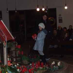 Adventkranzweihe und Schmankerlmarkt