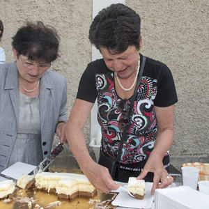 Eine kleine Feier im Rahmen des 60. Geburtstag von Pfarrer P. Severin Kranabitl hat das Leitungsteam der Pfarrgemeinde organisiert.