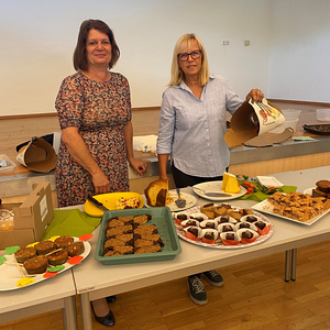 Service an der Kuchenbar