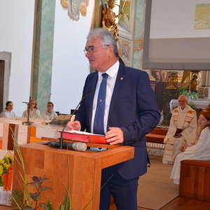 Auch der Bürgermeister dankt und verabschiedet sich