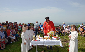 Waizenkirchen: Bergmesse am Mayrhoferberg