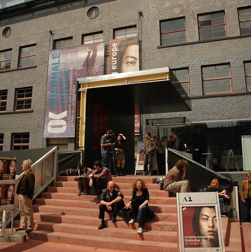 Moviemento (Link zum Foto: https://commons.wikimedia.org/wiki/File:Crossing_Europe_film_festival_Linz_2008.jpg)