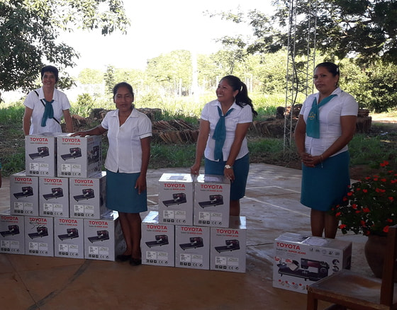 Die neuen Nähmaschinen sind gut angekommen / © Frohbotinnen / Granja Hogar Die neuen Nähmaschinen sind gut angekommen