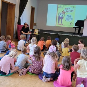 Mitmachlesung mit Johanna Schmidt