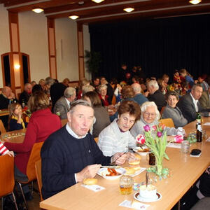 Faschingskindermesse und Pfadfinderfrühschoppen