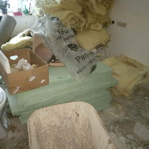 zu entsorgendes Isoliermateriel