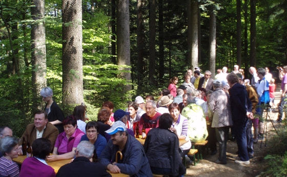 Einweihung der neu errichteten Radlbrunnkapelle       