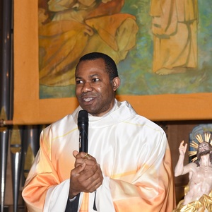 Hl. Messe mit Paulinus