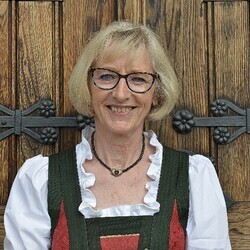Anna Dünstinger
