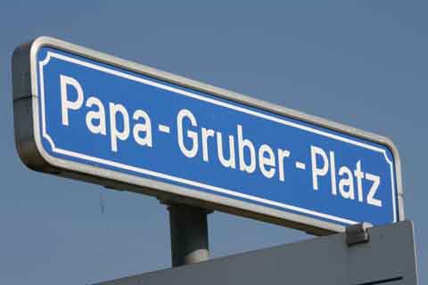 Der Papa Gruber Platz heute. © Diözese Linz