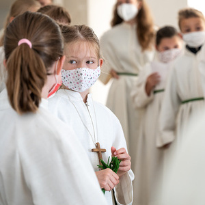 Familiengottesdienst mit Aufnahme der JS- und Ministrantenkinder vom Vorjahr
