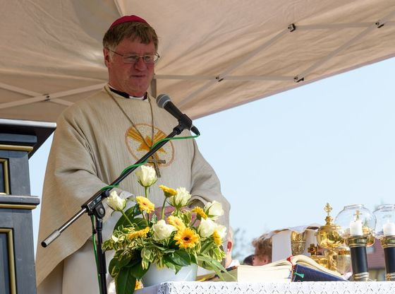 Feldmesse in Kösslwang mit Bischof Manfred Scheuer