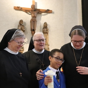 St. Quirinus feiert mit 10 Erstkommunionkindern 2026