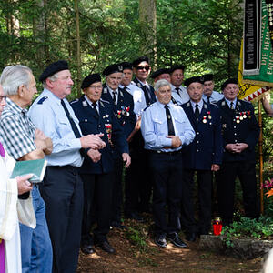 Gedenkfeier Fliegerkreuz in Entholz