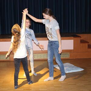 Herzliche Einladung zur Jungschar und zu den Minis!