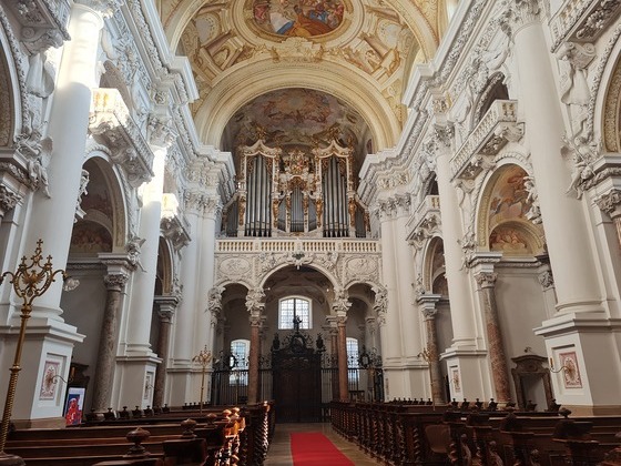 Stift St. Florian bei der Langen Nach der Museen