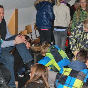 Vorstellgottesdienst und Schuhputzaktion der Firmlinge