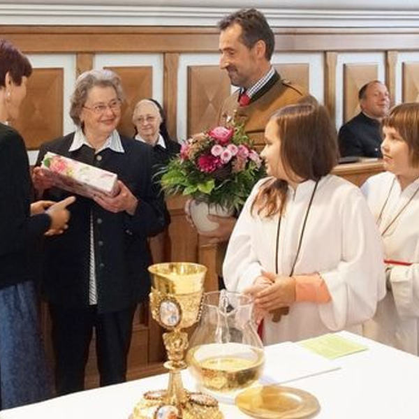 Verabschiedung & Begrüßung