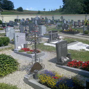 Foto: © Pfarre Oberkappel; Sanierung der Friedhofsmauer 2015