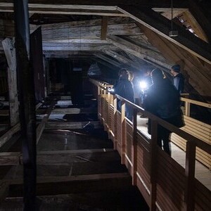 '72 h Schwarzbild' von Moritz Matschke