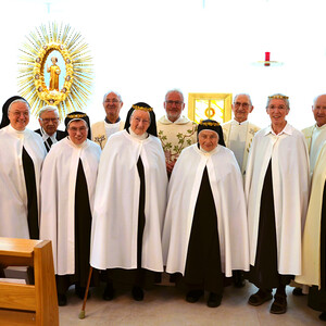 Gruppenfoto Jubilarinnen und Zelebranten