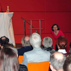 Kabarett von Lydia Neunhäuserer