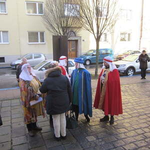 Pfarre Linz-Hl. Familie - Smalltalk nach der Sternsingermesse