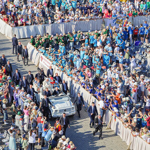 Von 28. Juli bis 3. August 2024 versammelten sich in Rom rund 3200 Ministrant*innen und Begleitpersonen aus ganz Österreich zur Internationalen Ministrant*innen-Wallfahrt.Am Dienstag, dem 30. Juli, nahm sich Papst Franziskus nachmittags Zeit, um mi