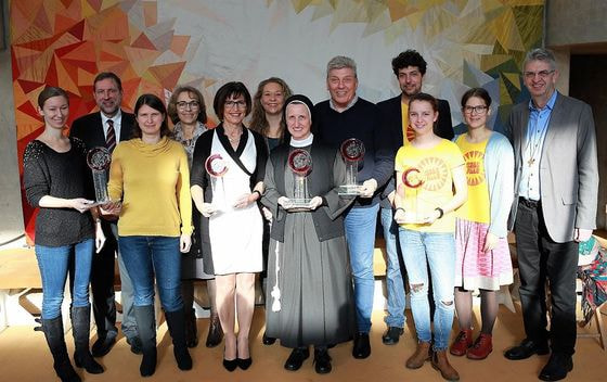 Die PreisträgerInnen 2016 / © Katrin Bruder / Ordensgemeinschaften Österreich Die PreisträgerInnen 2016