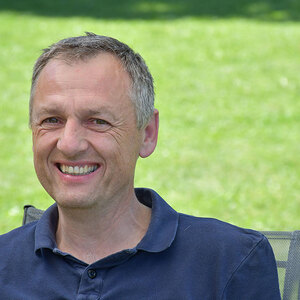 Erholung im schattigen Pfarrgarten