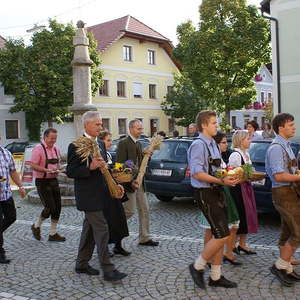 Erntedankfest mit Pfarrfoto