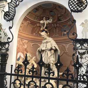 Nepomukkapelle, erinnert an die Flößertradition in Wels