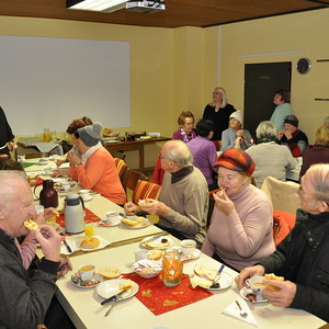 Frühstück, von unserer Kfb organisiert