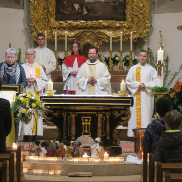 Feier der Osternacht 2022                          