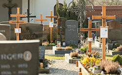 Am Friedhof