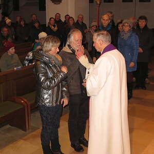 Wir stellen unsere Liebe unter Gottes Segen