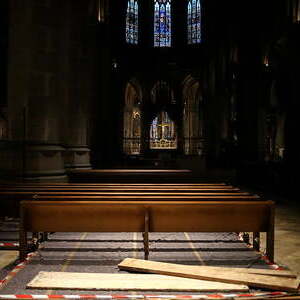 Polieren im Mariendom