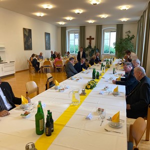 Mittagessen der Priesterweihejubilare