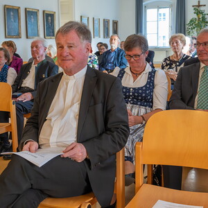 Am 26. September 2024 überreichte Diözesanbischof Manfred Scheuer im Linzer Priesterseminar an engagierte Christ:innen die Florian-Medaille und die Severin-Medaille. Diese diözesanen Ehrenzeichen sind ein Zeichen des Dankes und der Anerkennung für la