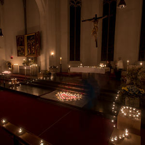 Impressionen vom Lichterweg in der Pfarre Kirchdorf/Krems bei der Nacht der 1000 Lichter.