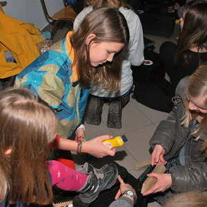 Vorstellgottesdienst und Schuhputzaktion der Firmlinge