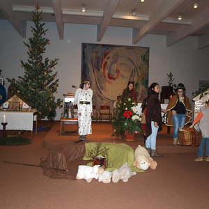 OLYMPUS DIGITAL CAMERA         