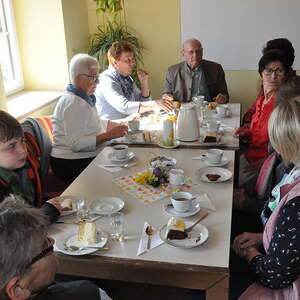 Kaffee und Kuchen von unseren Kfb Frauen
