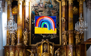 Bild 'Dancing Rainbow' in der Ursulinenkirche