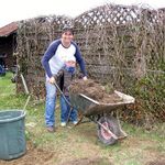 Arbeiten am Familienspielplatz