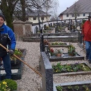 Friedhofspflege