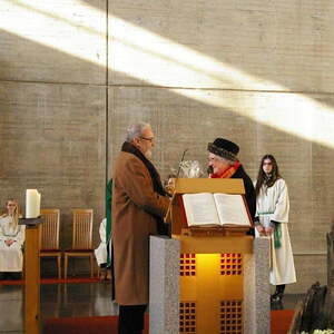 Amtsniederlegung v. Mesner Josef Riedl